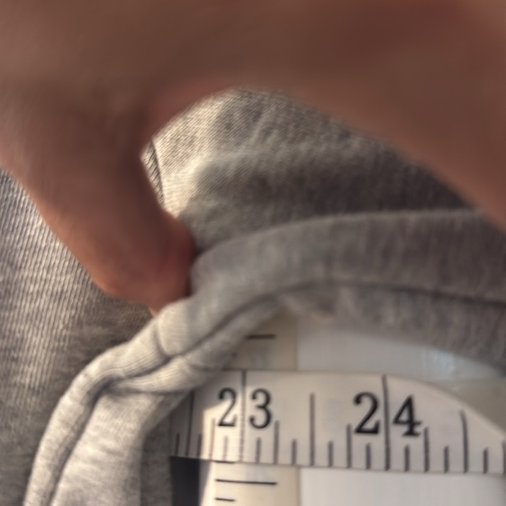 Benson Boone Hoodie View 3